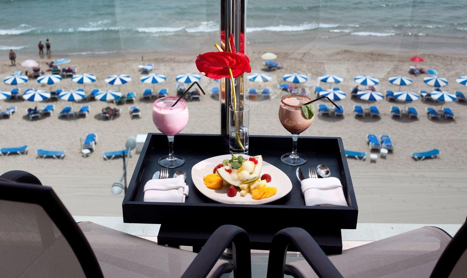 Hotel Allon Mediterrania Вильяхойоса Экстерьер фото