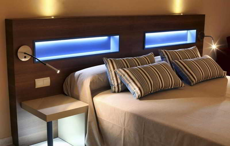 Hotel Allon Mediterrania Вильяхойоса Экстерьер фото