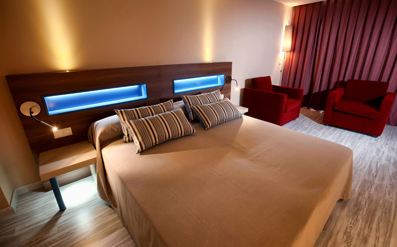 Hotel Allon Mediterrania Вильяхойоса Экстерьер фото