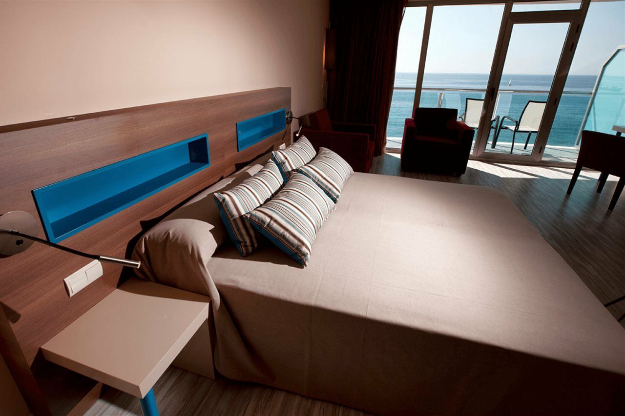 Hotel Allon Mediterrania Вильяхойоса Экстерьер фото
