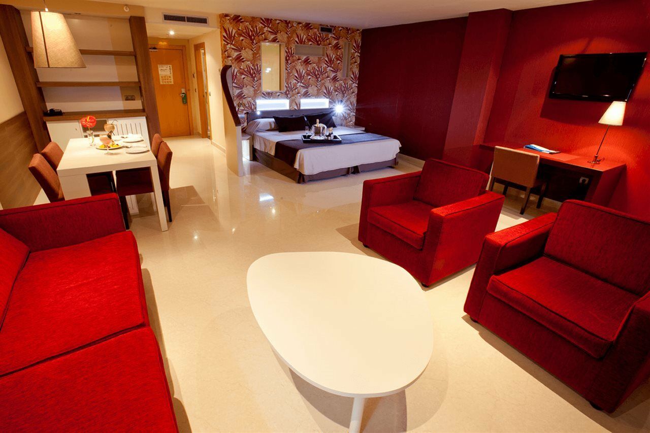 Hotel Allon Mediterrania Вильяхойоса Экстерьер фото